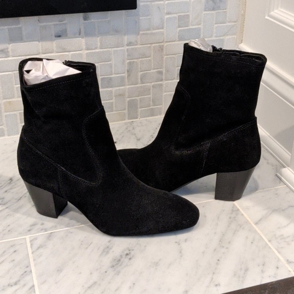 ASOS Shoes - NWOT ASOS ankle boots